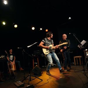 76.jpg